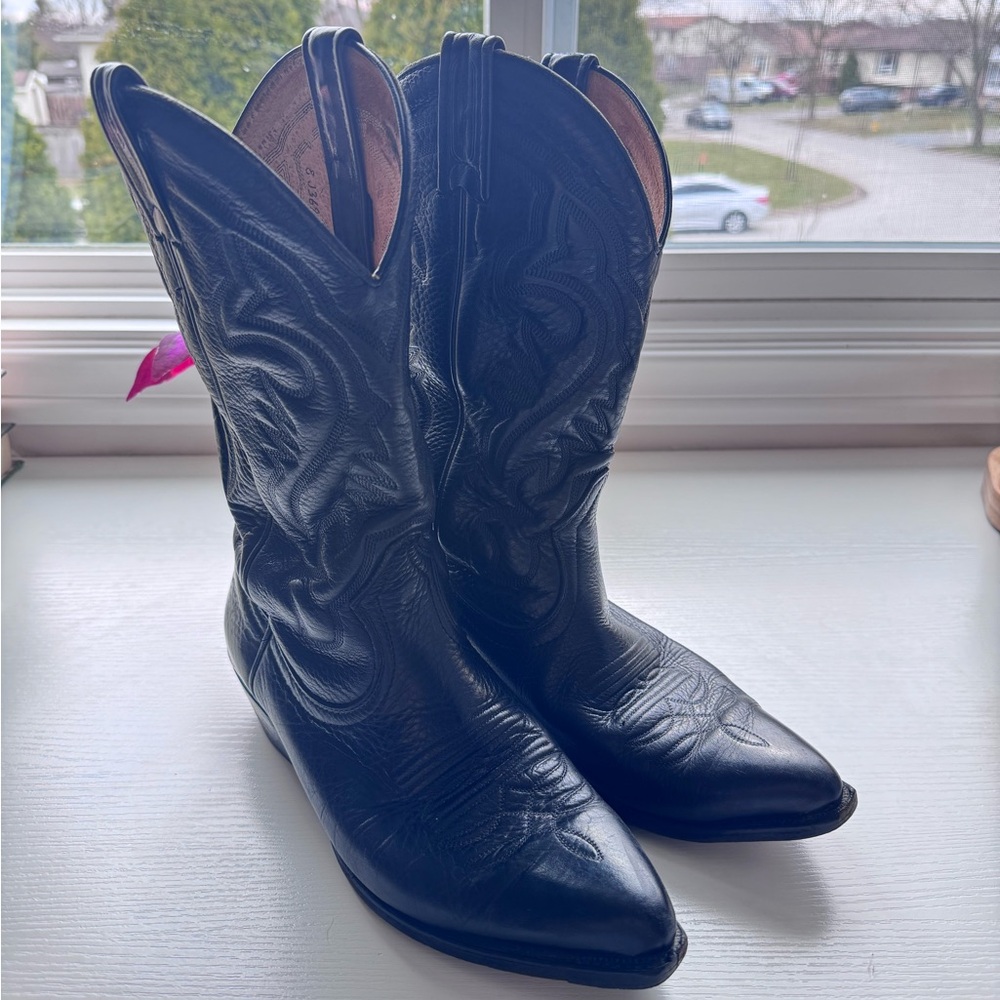 Boulet Leather Cowboy Boots - Made in Canada - Women’s size 8-8.5